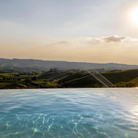 Le Vecchie Persiane - Bed & Breakfast Diano dʼAlba Екстериор снимка