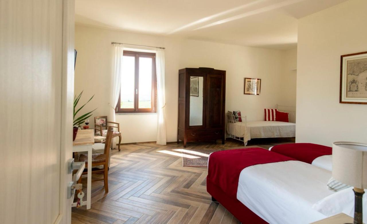 Le Vecchie Persiane - Bed & Breakfast Diano dʼAlba Екстериор снимка